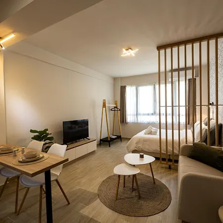 Oikia 4 # Apts, Designer Studio, Walk To Aristotelous Thessaloníki