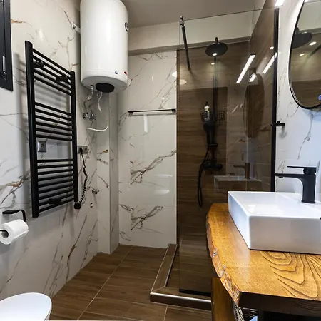 Oikia 4 # Apts, Designer Studio, Walk To Aristotelous * Thessaloníki